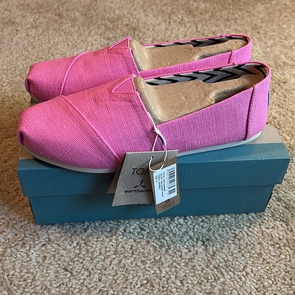 Tom’s Alpargata canvas pink Barbie heritage pull on flat shoe size 9 - Picture 4 of 8